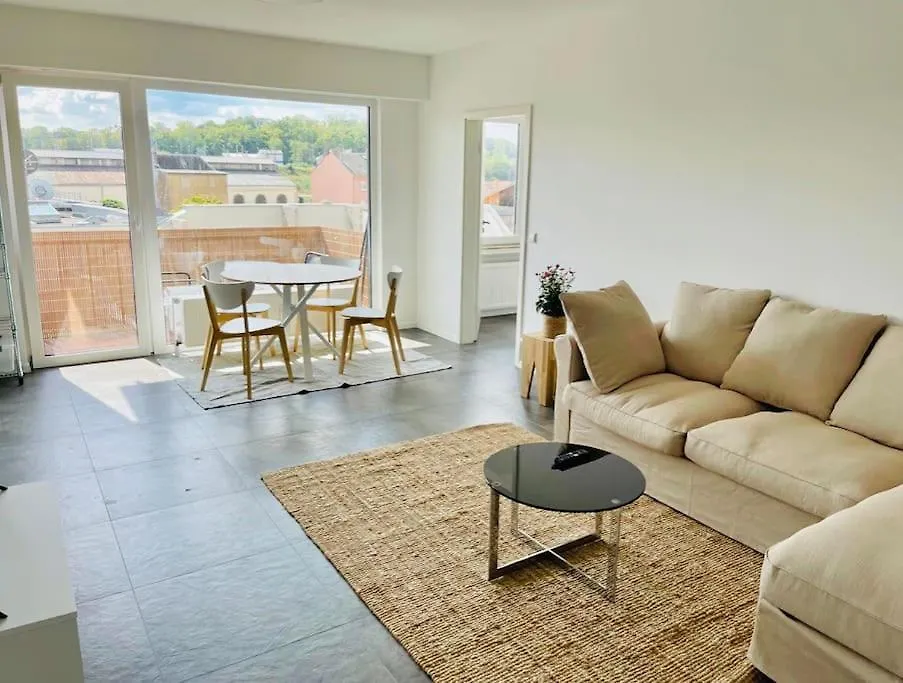 Large 1 Bedroom In Center With Terrace & Parking -67B Luxemburgo 0*,  Luxemburgo